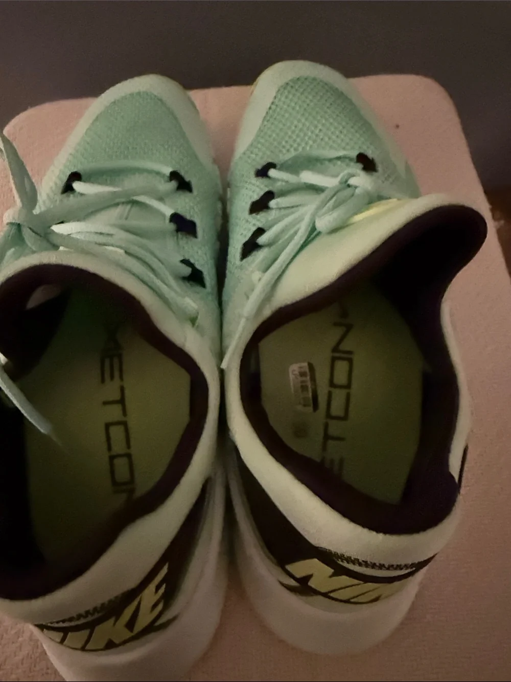 Nike Men’s Mint Foam Ghost Green White Like New Sz 15 CT 3886-300